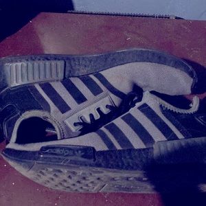 adidas sneakers, not very good to run in, slighty dirty